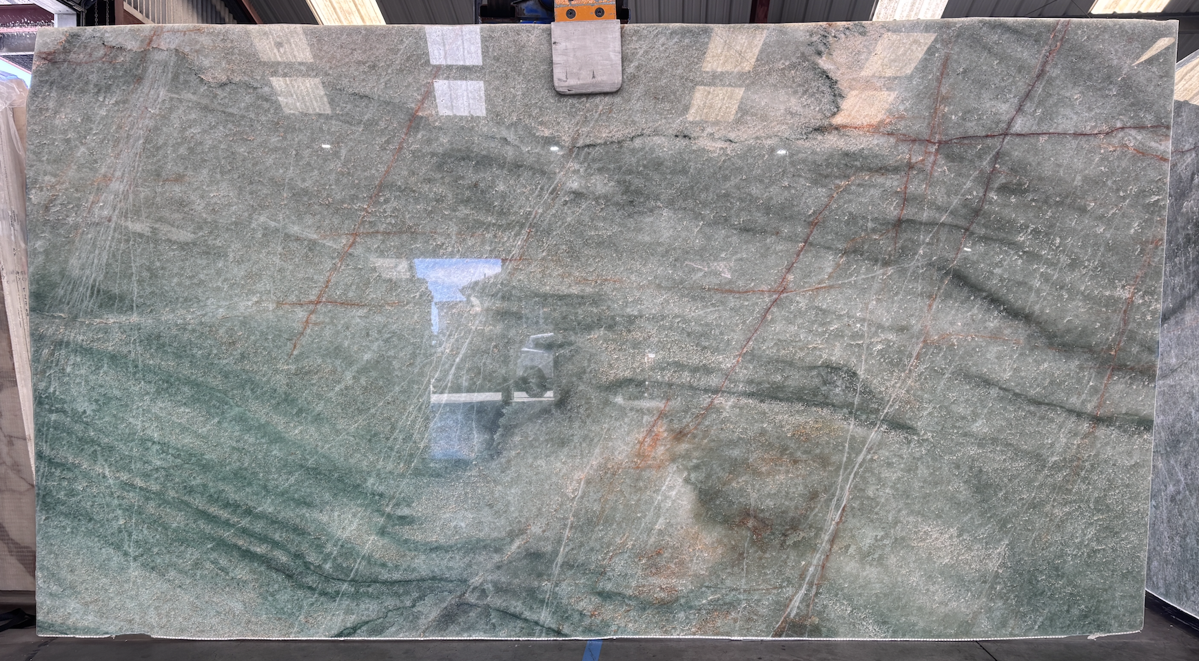 Lot# 231852 / Size: 75" x 139" / Finish: Polished
