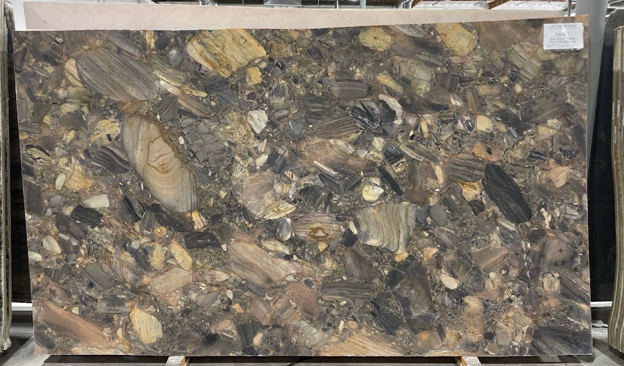 Lot# 228371 / Size: 73" x 123"  / Finish: Leathered