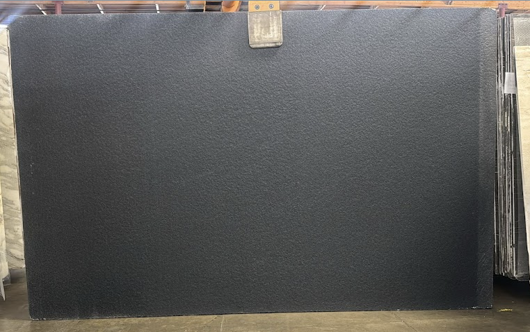 Lot#: 227851 / Size: 78" x 122" x 3cm / Finish: Flamed