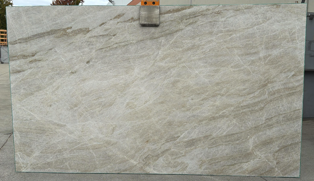 Lot# 232051 / Size: 75" x 128" / Finish: Polished