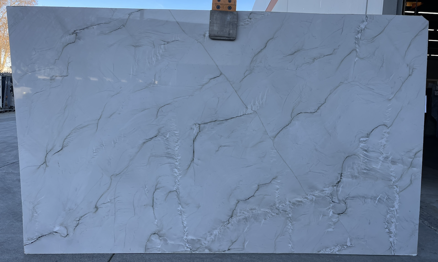 Lot#: 230261 / Size: 78" x 129" / Finish: Polished