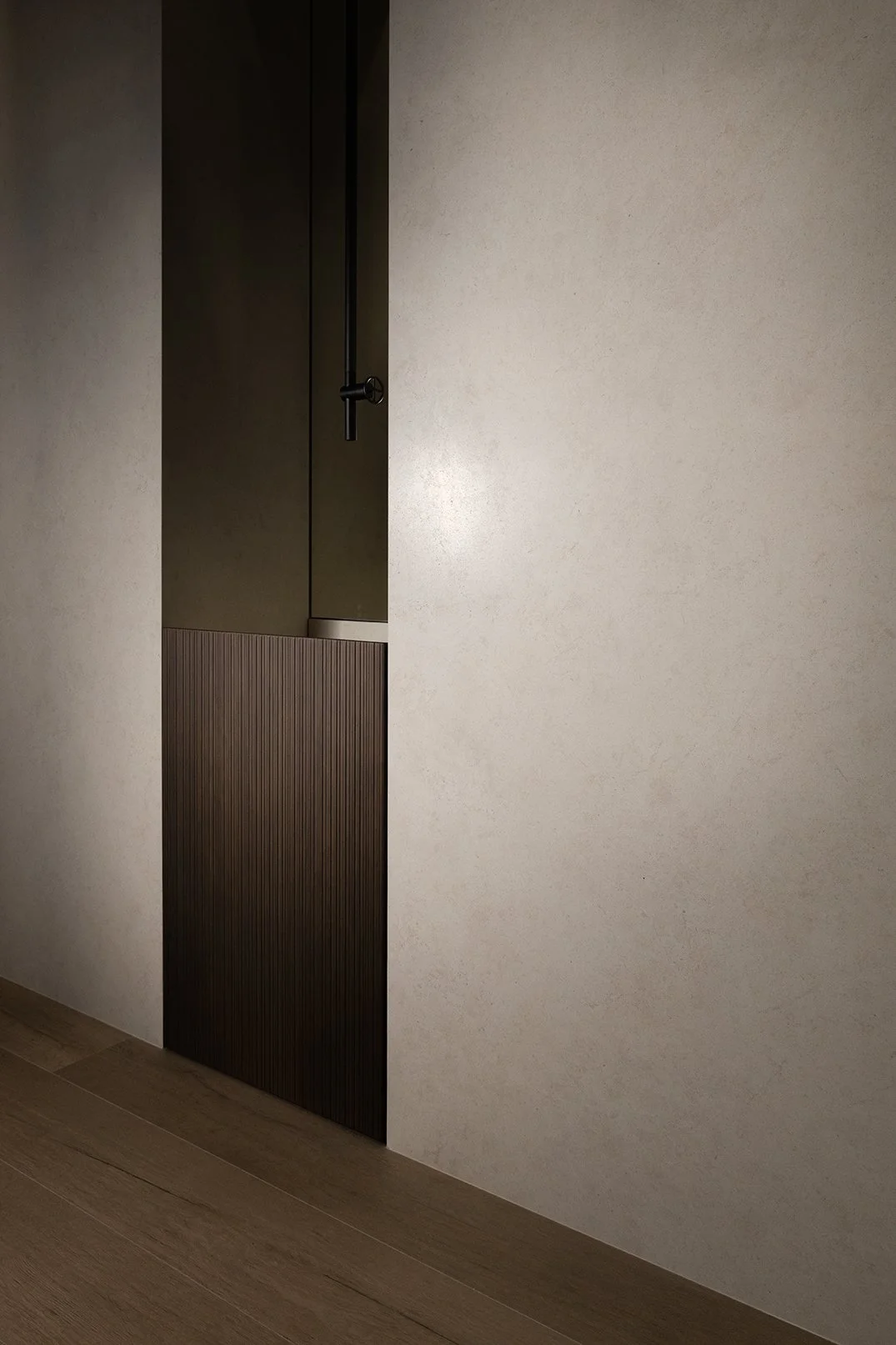 amb-living-ceramics-bera-white-honed-03.jpg