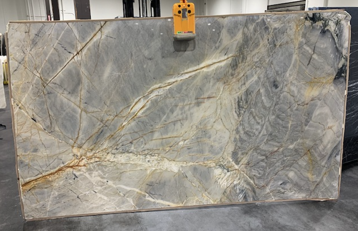 Lot#: 231930 / Size: 77" x 131" / Finish: Polished