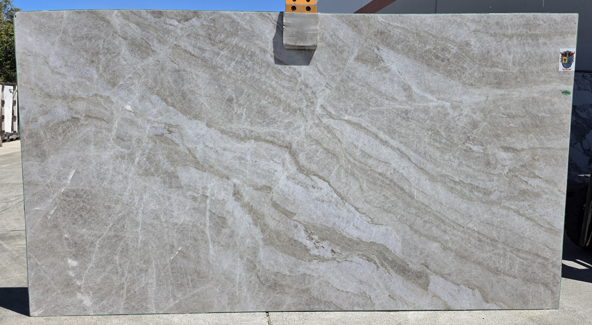 Lot# 231491 / Size: 76" x 135" x 2cm / Finish: Leathered