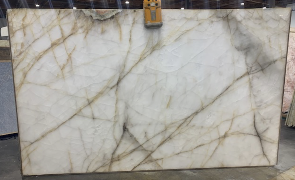 Lot#: 229951 / Size: 79" x 128" / Finish: Polished
