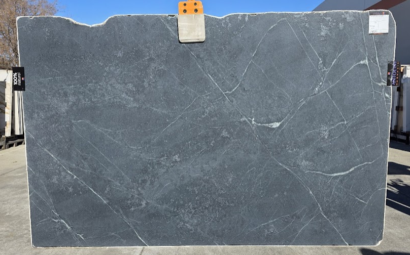 Lot# 229971 / Size: 77" x 119" / Finish: Matte