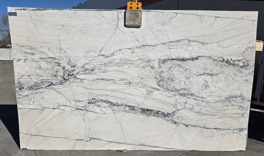 Lot#: 230381 / Size: 79" x 130" / Finish: Polished