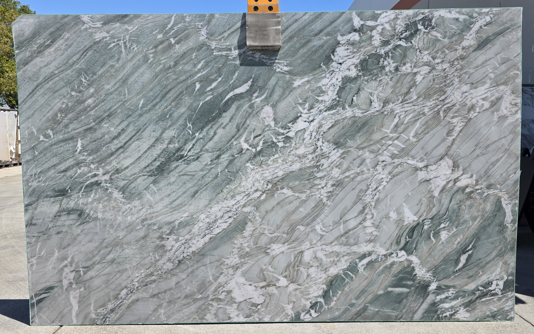 Lot#: 231291 / Size: 78" x 124" / Finish: Honed