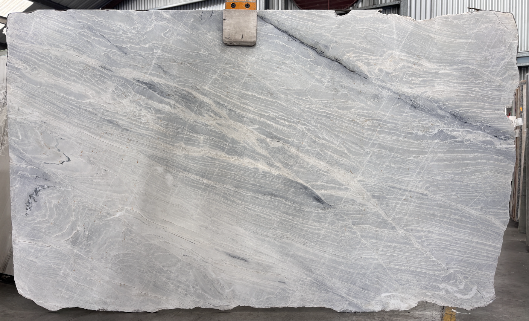 Lot#: 232310 / Size: 78" x 127" / Finish: Leathered