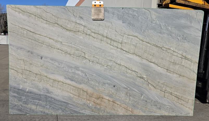 Lot#: 230192 / Size: 76" x 132" / Finish: Polished