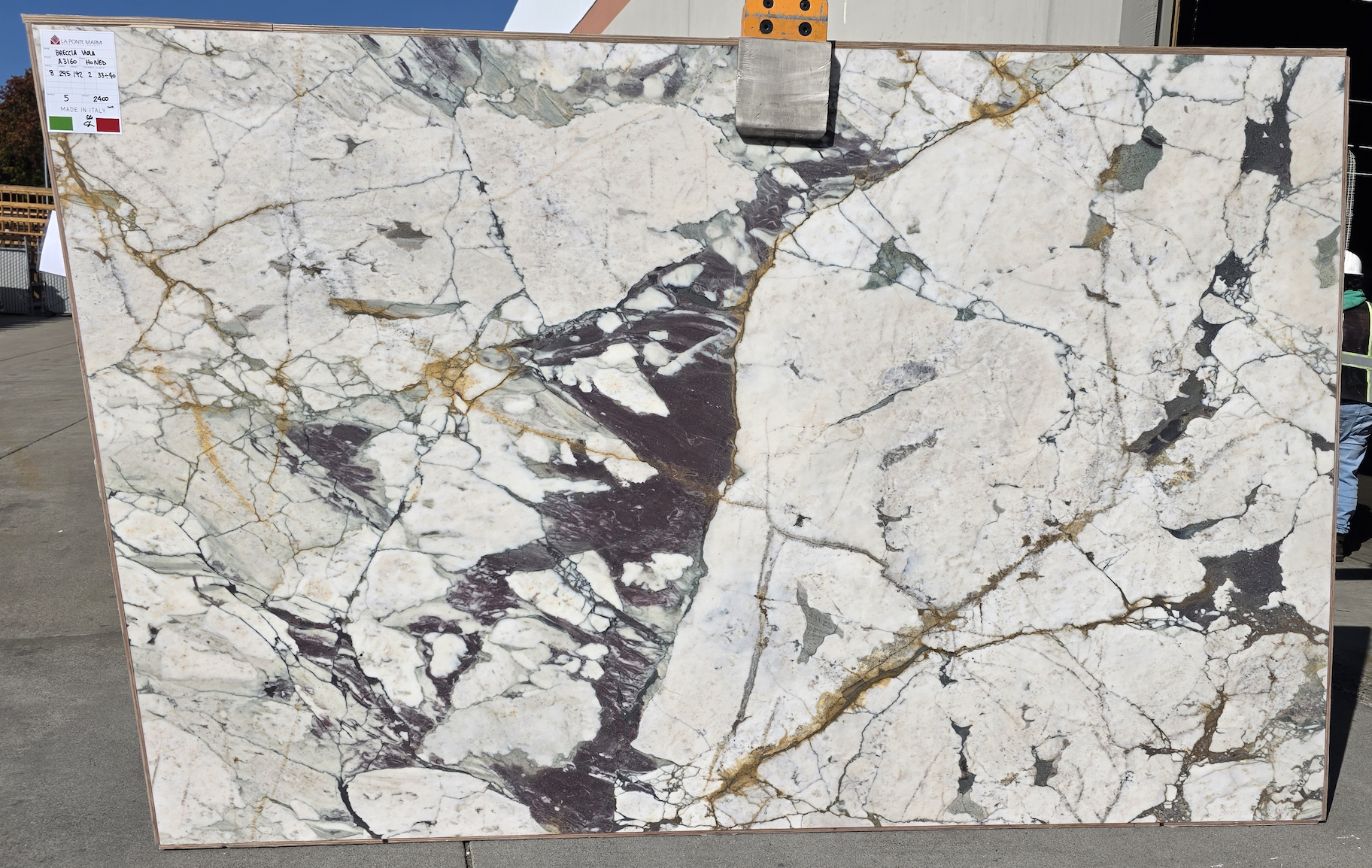 Lot# 232222 / Size: 77" x 119" / Finish: Honed