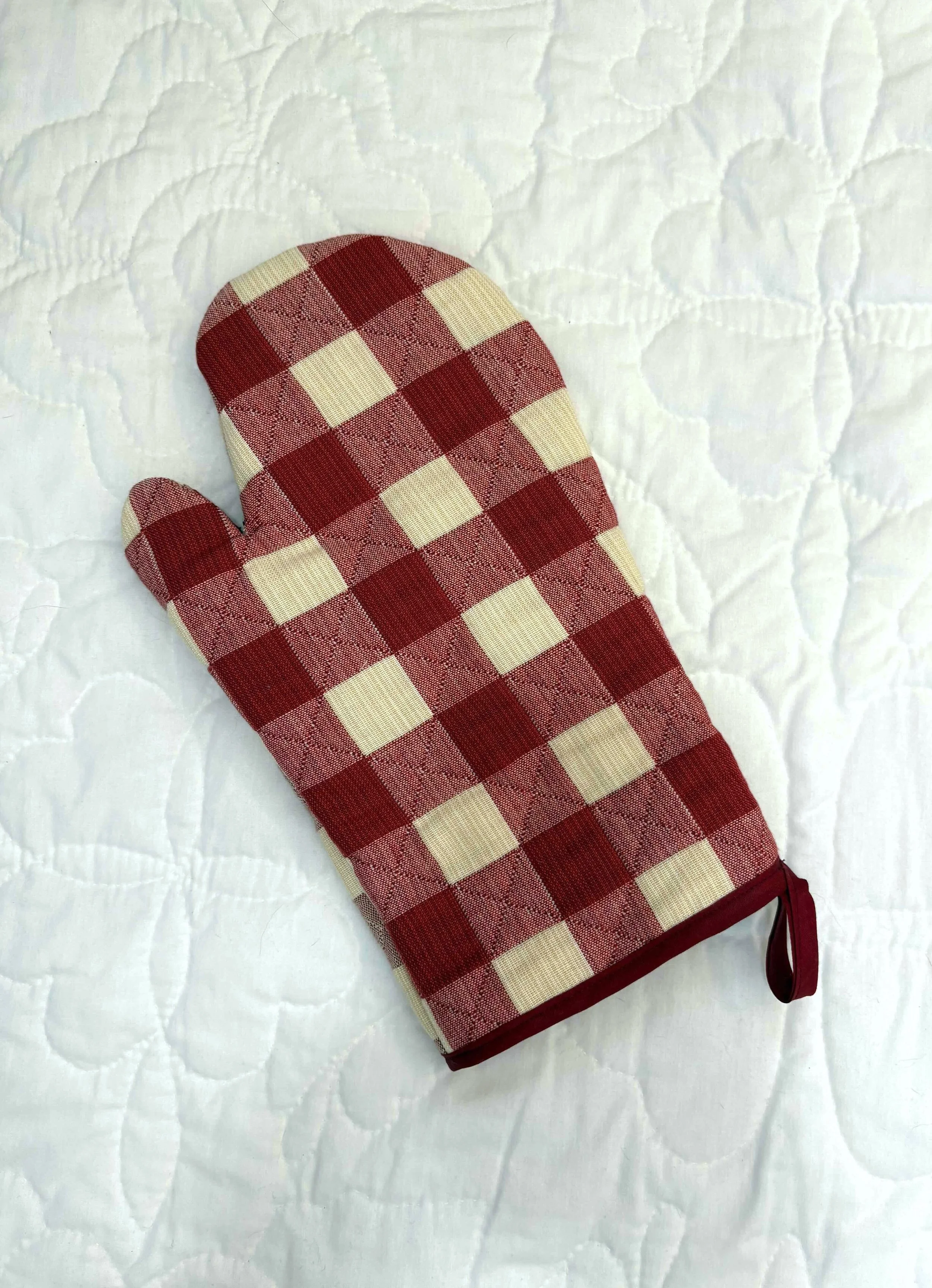 Red Plaid Oven Mit