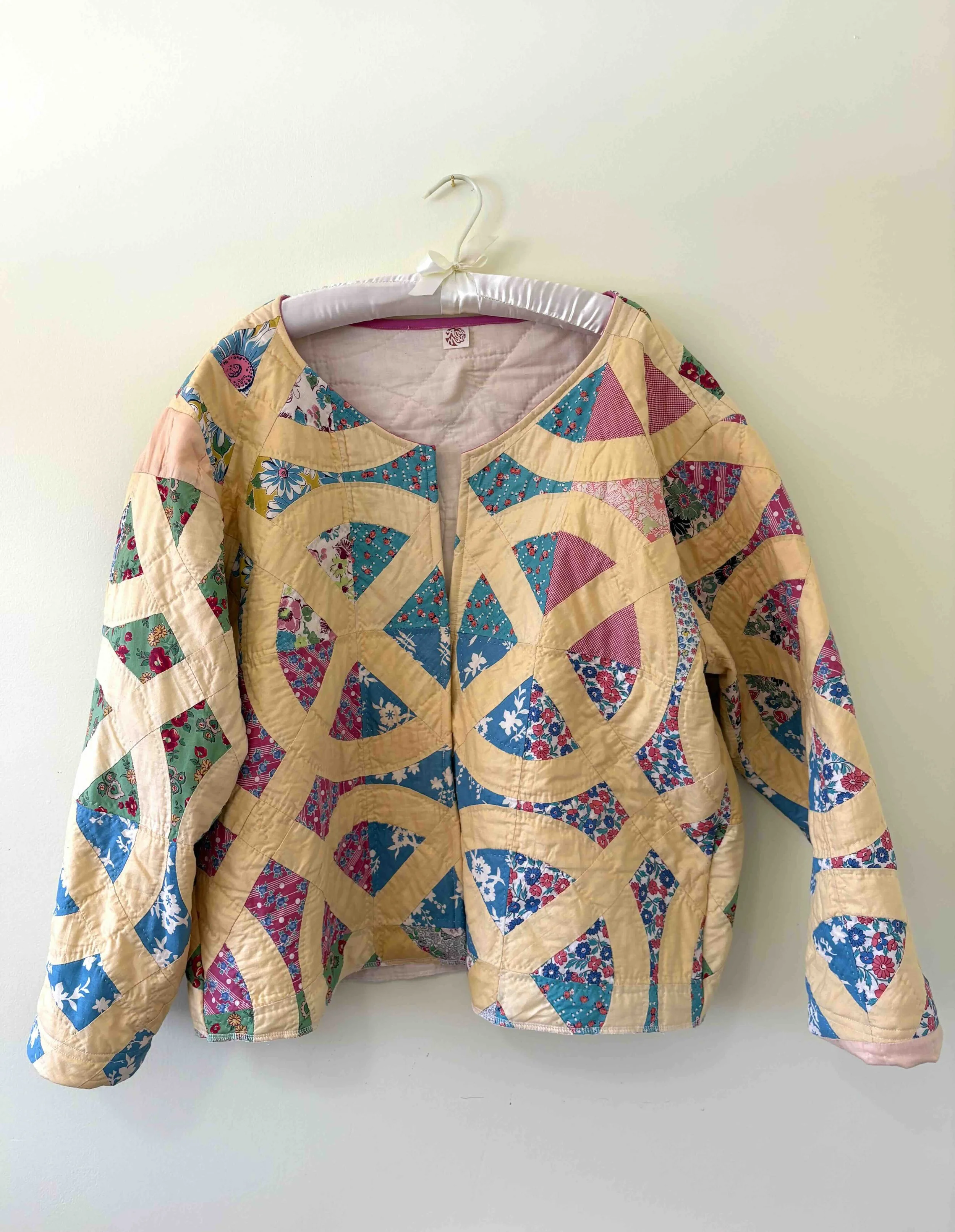 Floral Quilted Cardigan / Extra Large