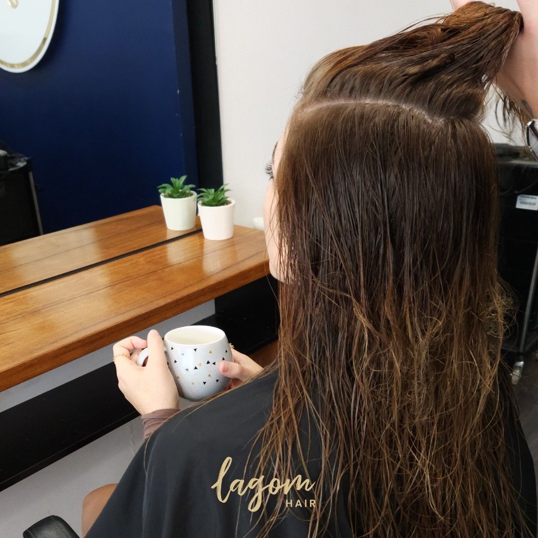 Tea or Coffee or Champagne? ☕️​​​​​​​​🥂
What's your go-to drink choice? Let us know below! ⬇️​​​​​​​​
​​​​​​​​
📱To make a booking give us a call on 3420 0559 or book online to make your hair dreams a reality.

#smallbusiness #LAGOMLOVE
#Lagom #hair