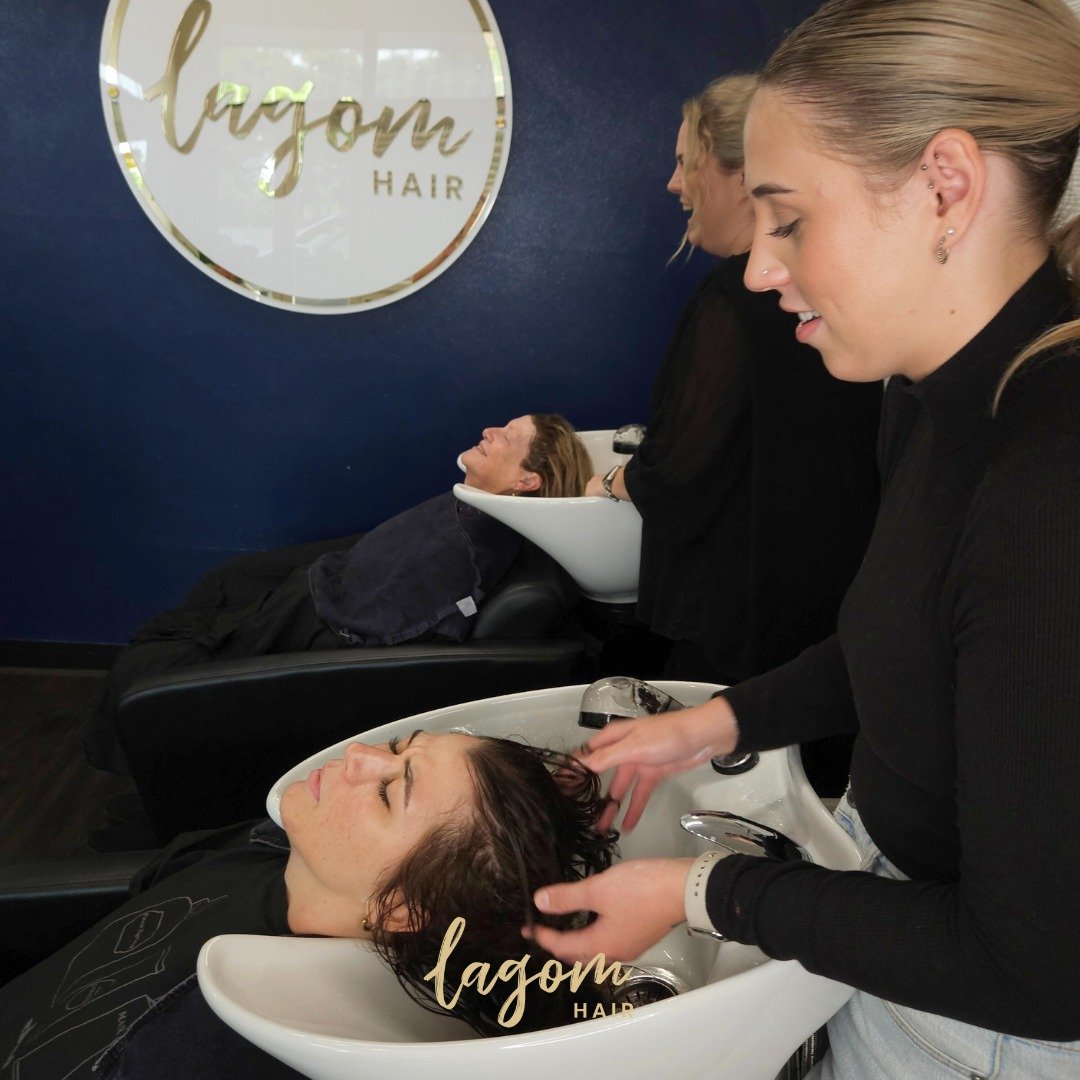 Mum &amp; Me bookings are now available! 

Did you know we only accommodate two clients at a time? This ensures you receive the personalised service you deserve. 😇

Book an appointment for you and your mum, your mum friend, or any friend, and experi