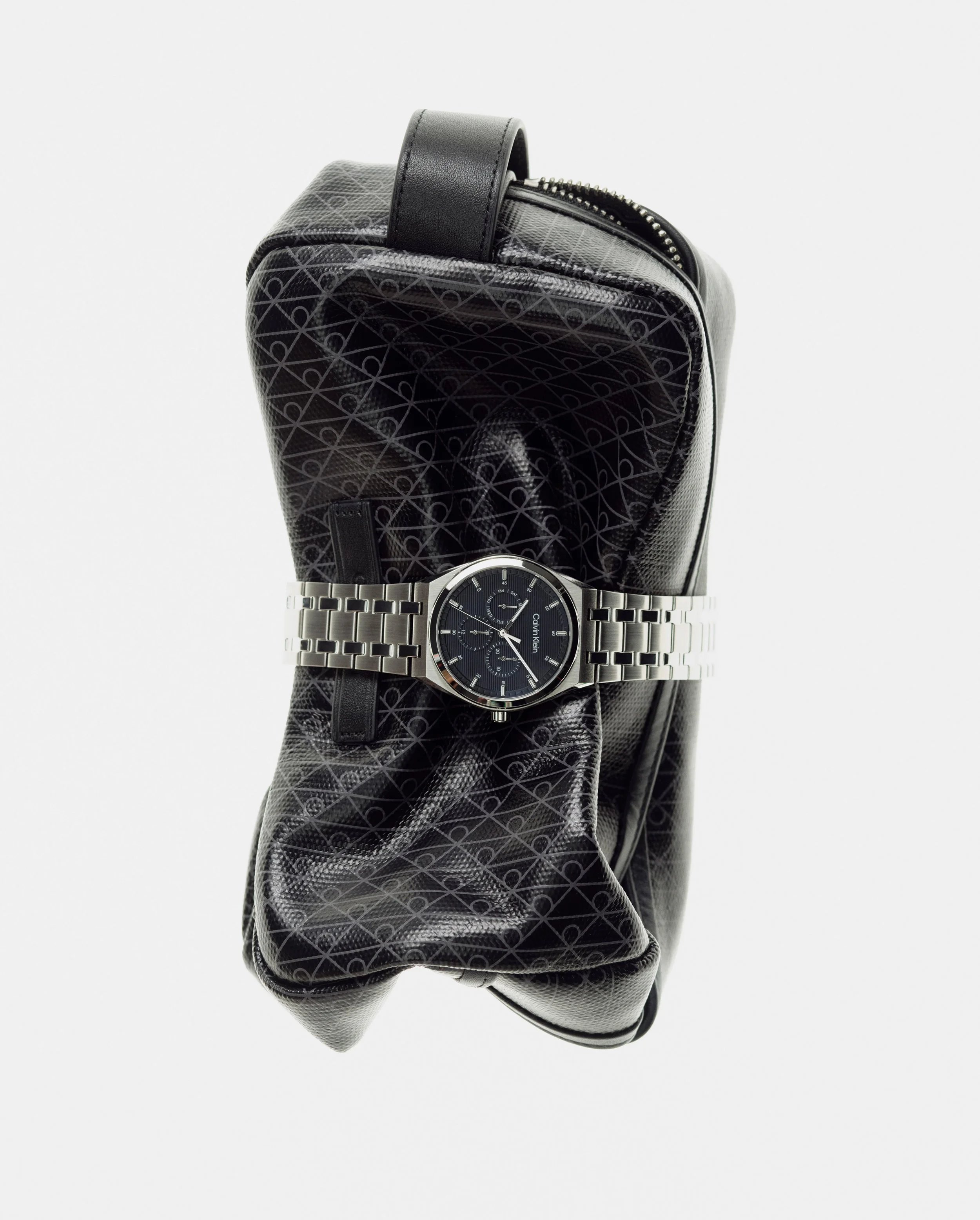 HO25_GG_FLAT_M_BAG_AOP_1_DG_sRGB.jpg