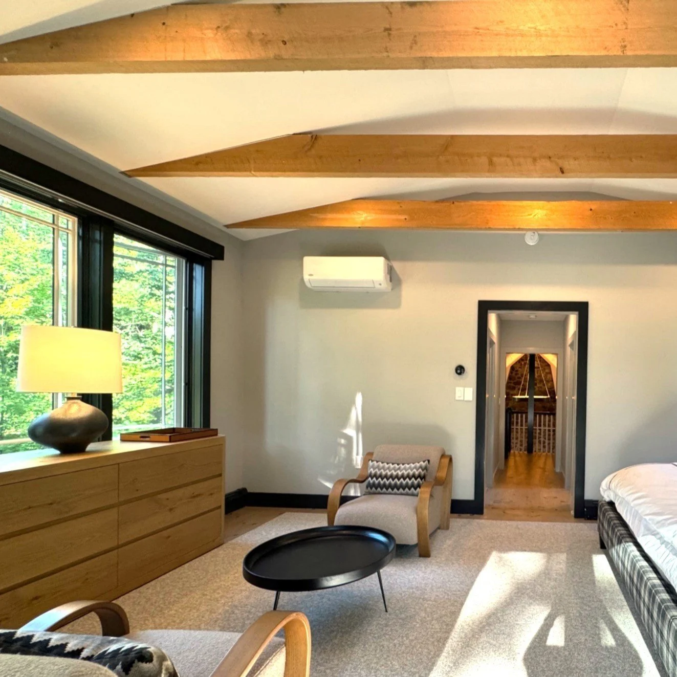 Bearsville-Bungalow-Bearsville-NY-Primary-Bedroom-2-Amy-Moses-Architecture.jpg