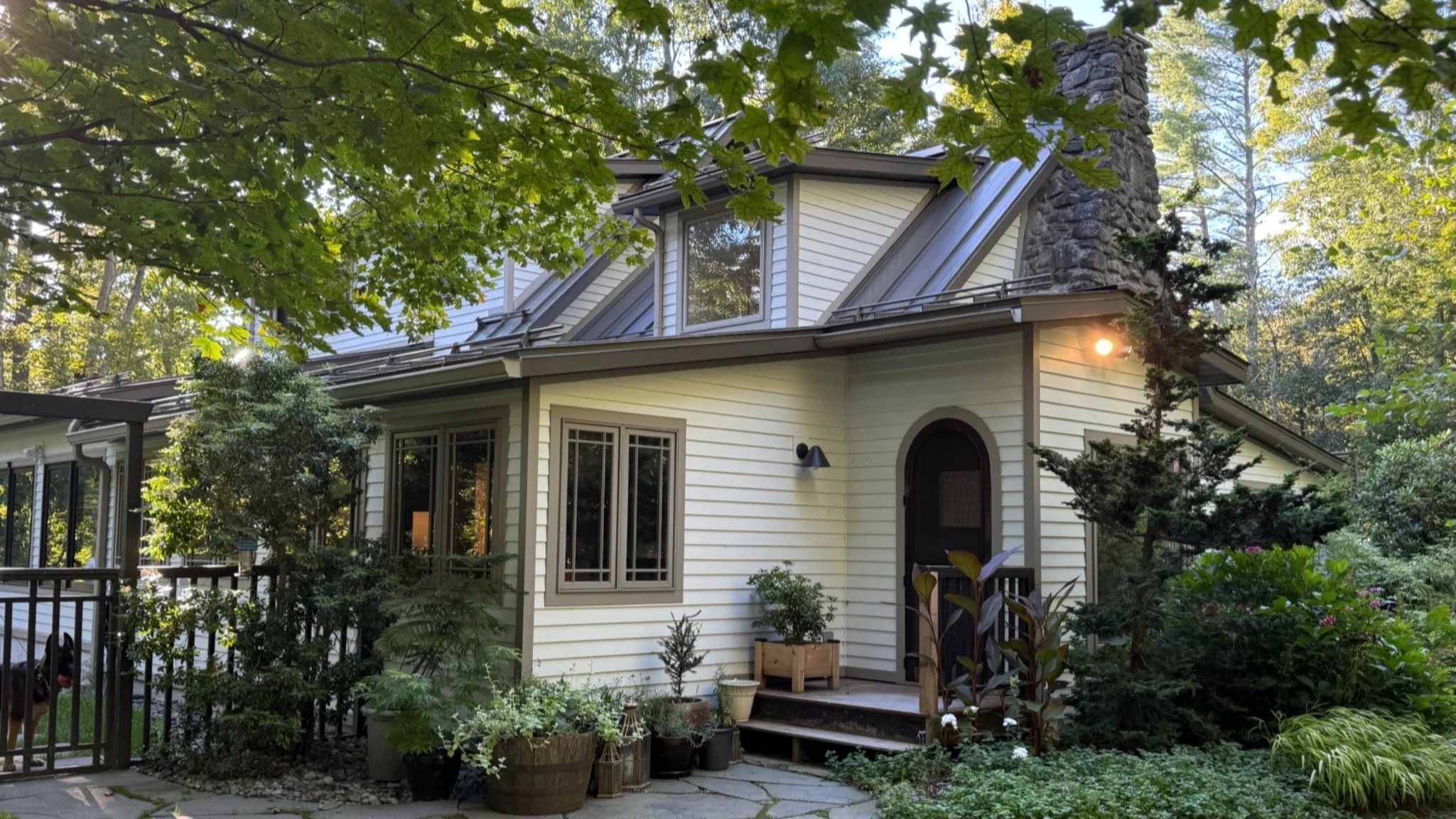 Catskills Bungalow - Kingston, NY