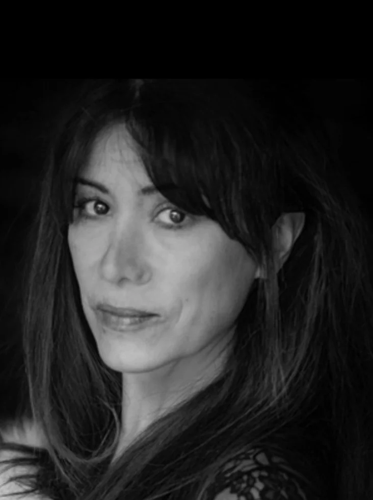 Portrait en noir et blanc de Flor Lurienne
