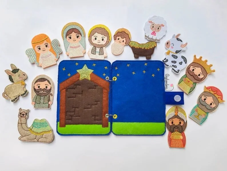 Mylar Nativity-Paula Jordan - Maudie Borget.jpg