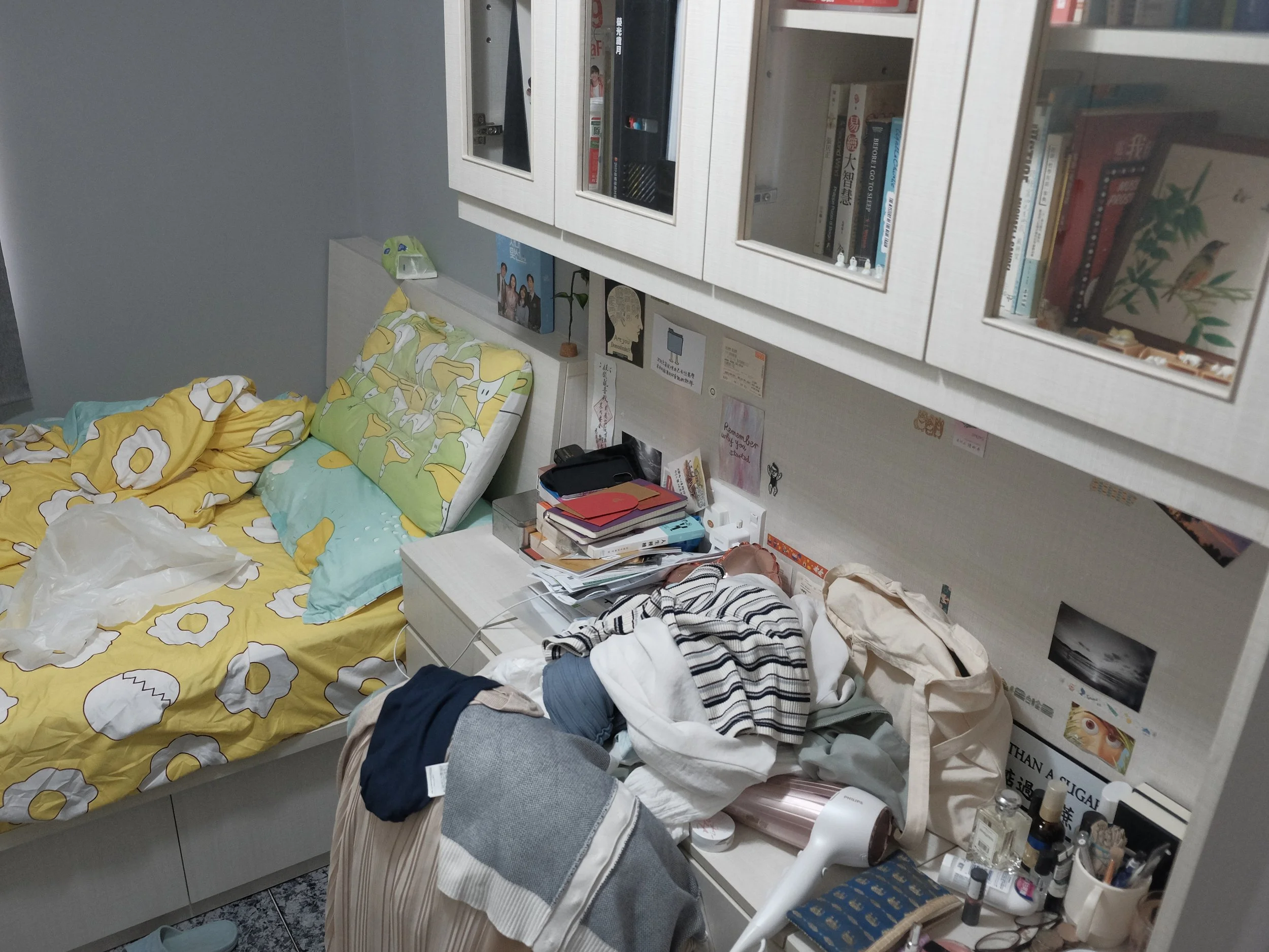 BEFORE|工作枱、書櫃整理