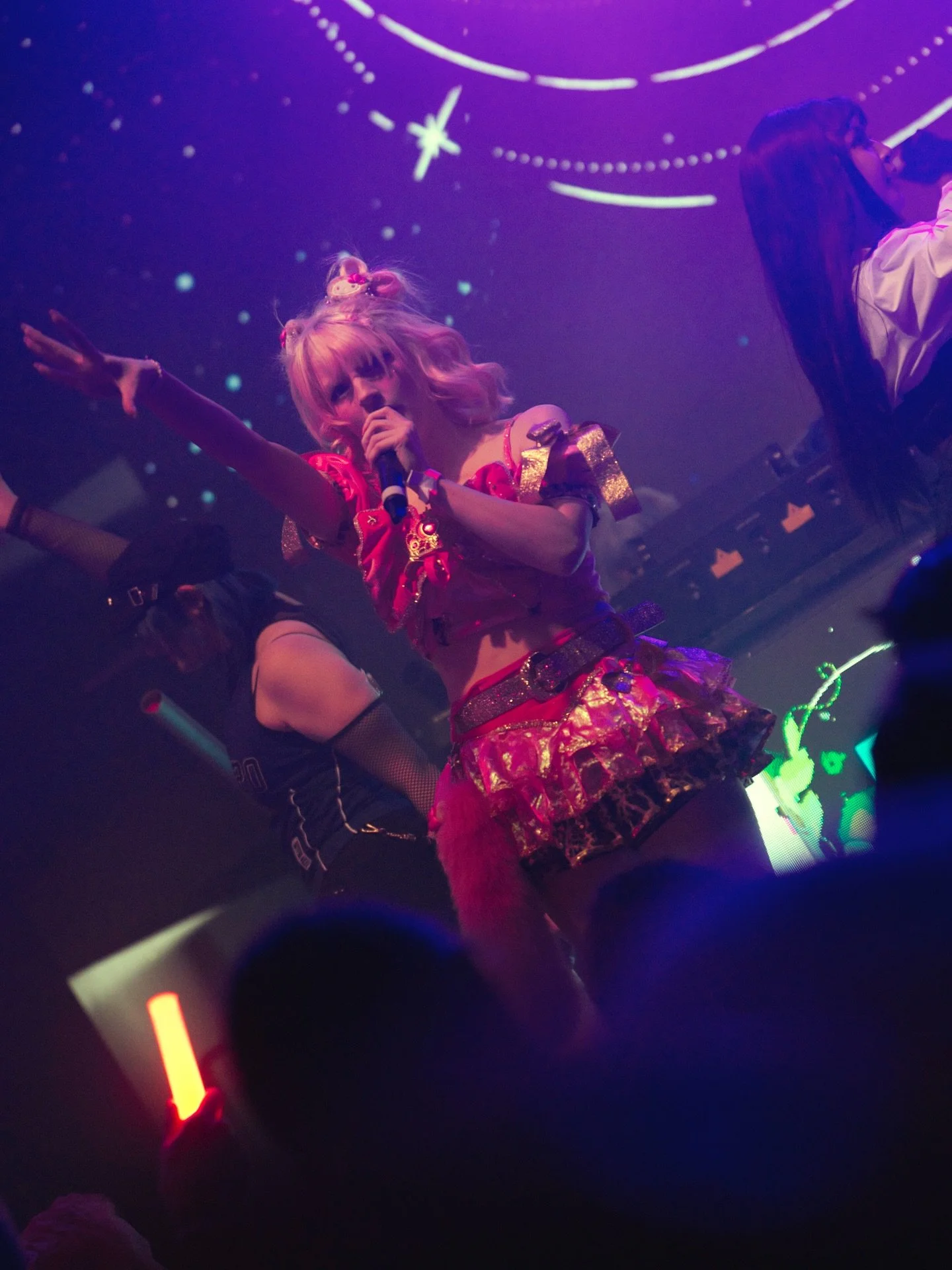 CRY NOW 💖🤚🏻

More photos from our Hoshi set! How lovely does Sunny look in their Gyaru pink 🩷🩷

photo by @seraphsmedia 

#kaigai #kaigaiidol #overseasidol