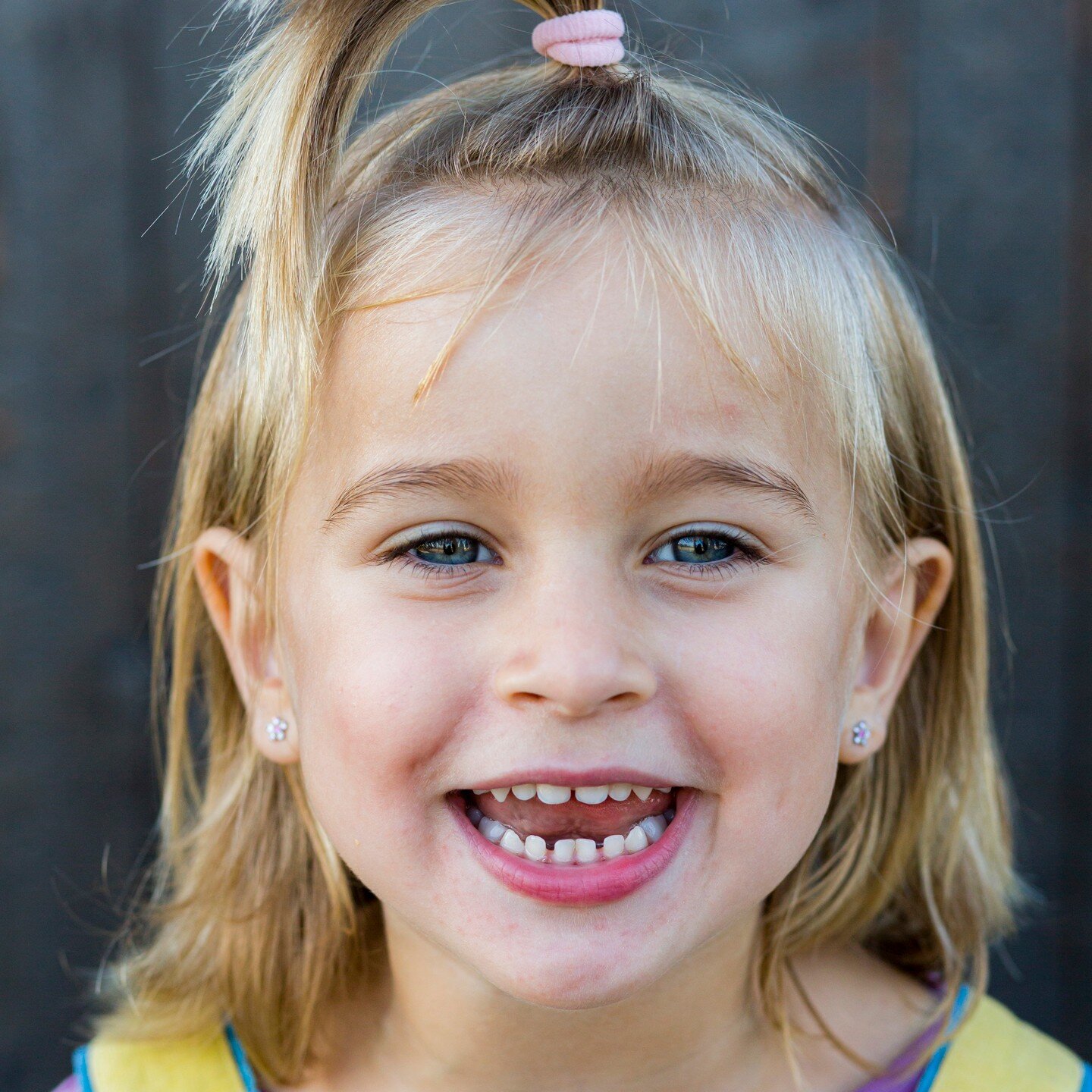 Ich liebe es Kinder zu fotografieren - sie sind ungestellt - pur - und haben meist die besten Ideen f&uuml;rs Foto! 
Kindershootings plane ich nie allzu eng - denn meist wird sowieso alles anders als geplant 😂
Perfekt, wenn man drau&szlig;en fotogra