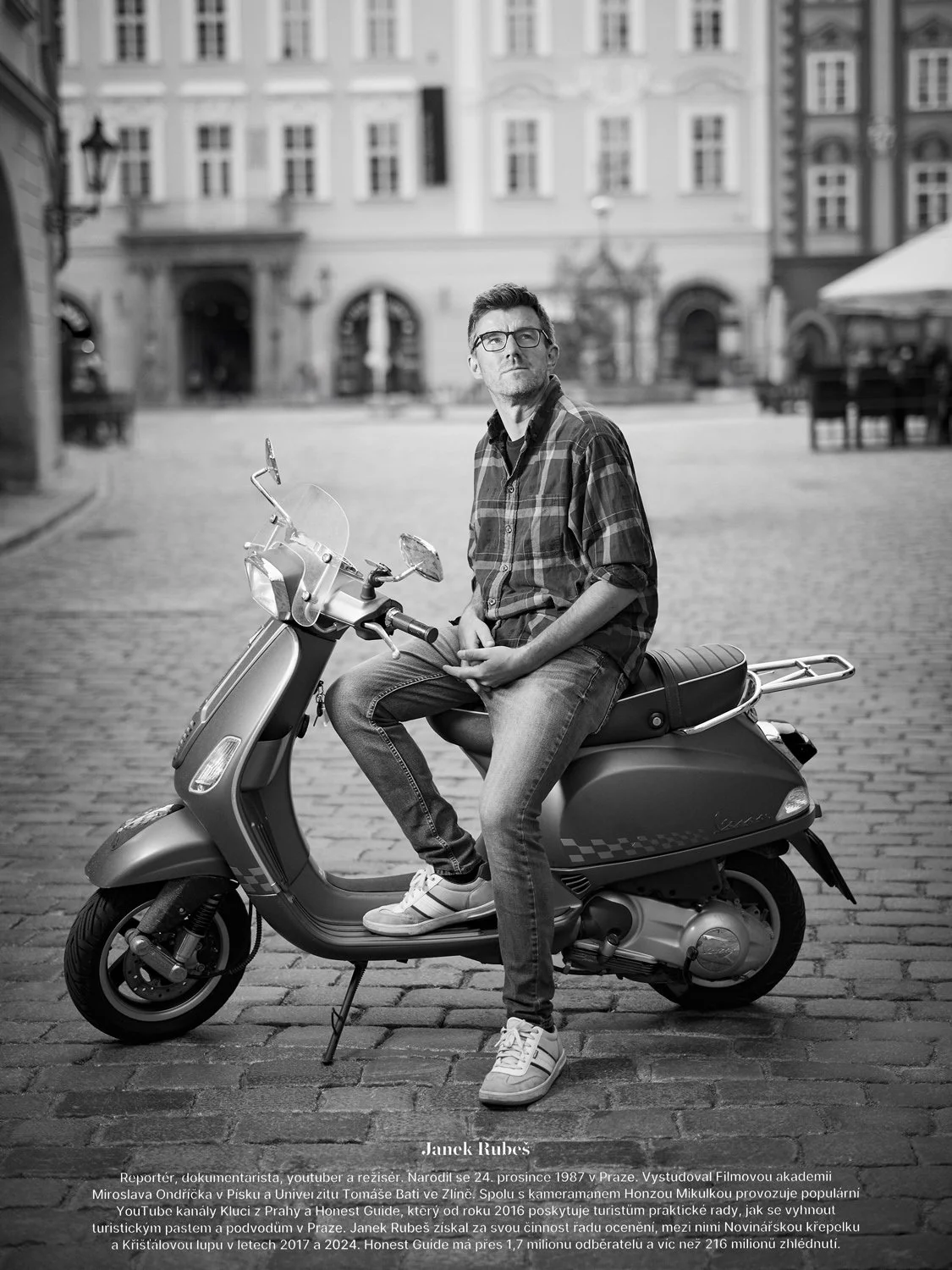 JanekRubes_Surowiecki_D85_2843 Final copy.jpg