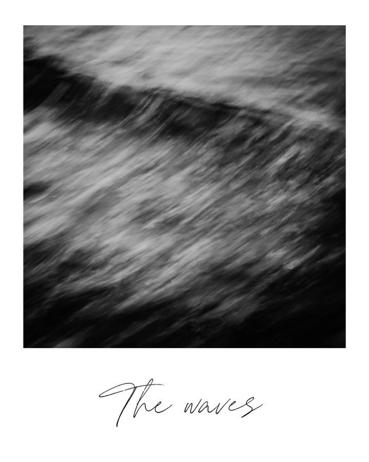 A day at the beach having some digital fun.

Everything looks so different, embracing the blur.