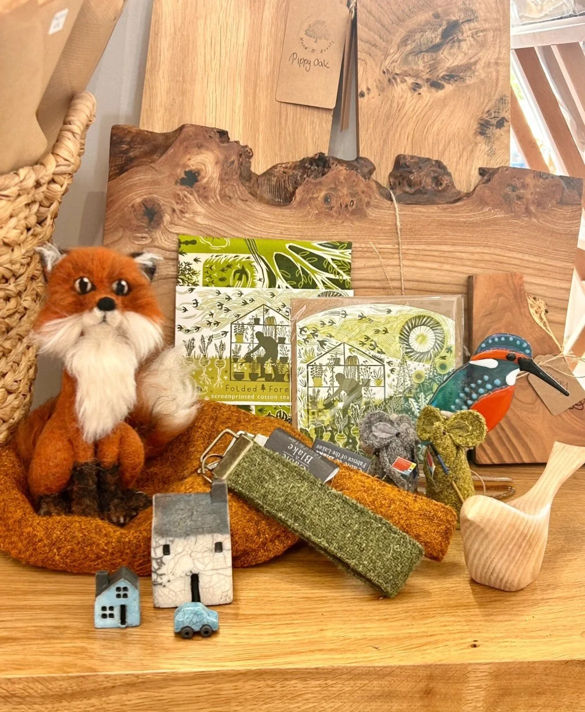 Still looking for a Father&rsquo;s Day gift?

&bull;

From handcrafted wooden boards and local artwork to unique sculptures, ceramics and thoughtful keepsakes, we&rsquo;ve got plenty of inspiration in the gallery for Father&rsquo;s Day.

&bull;

Whet