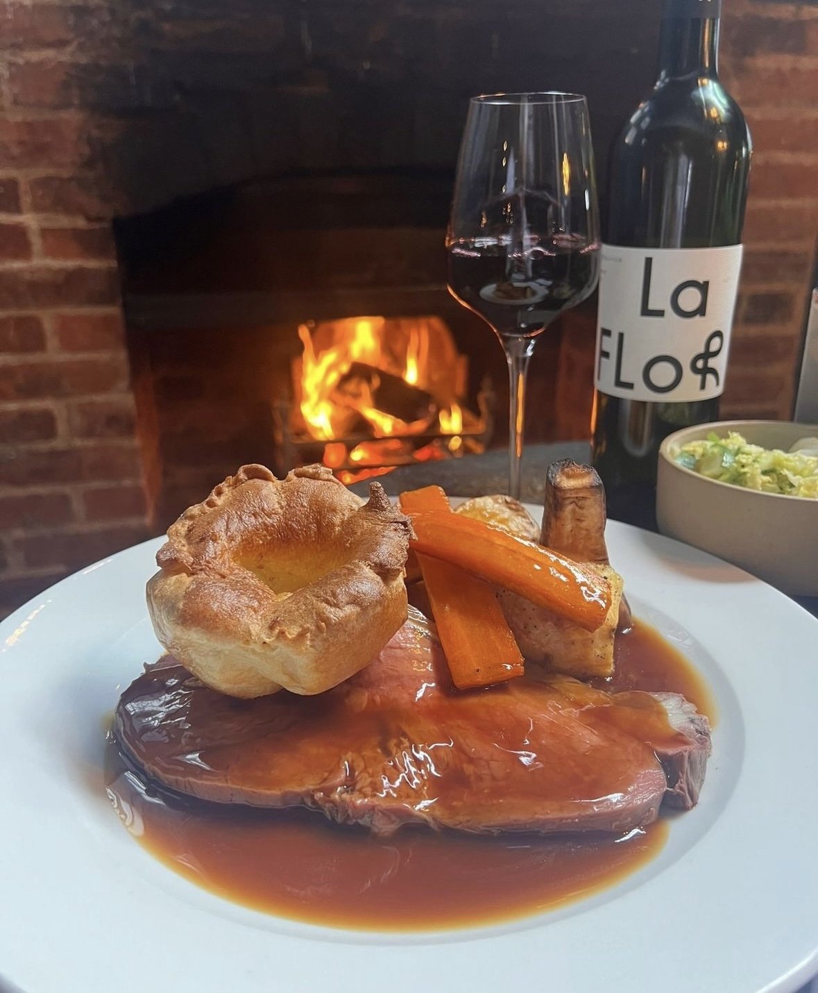 Sundays at Olive by Nicholas James! 🍽️ 🍹

Our famous Sunday roast, available every Sunday from 12pm, enjoy a cosy meal in our bar or restaurant dining area

Plus, don&rsquo;t miss our Happy Hour from 4pm to 6pm! 🥂 

It's the perfect way to spend a