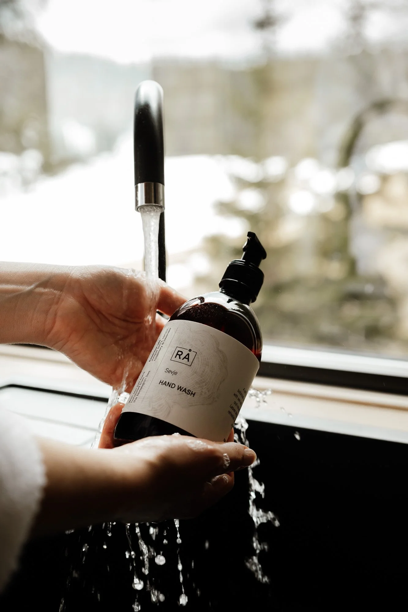 -miljøbilder-bedriftsbilder-fotogrfering-lauvtretopphytter-råorganicskincare-venninnetur-feiring-gjøvik-innlandet--14.jpg