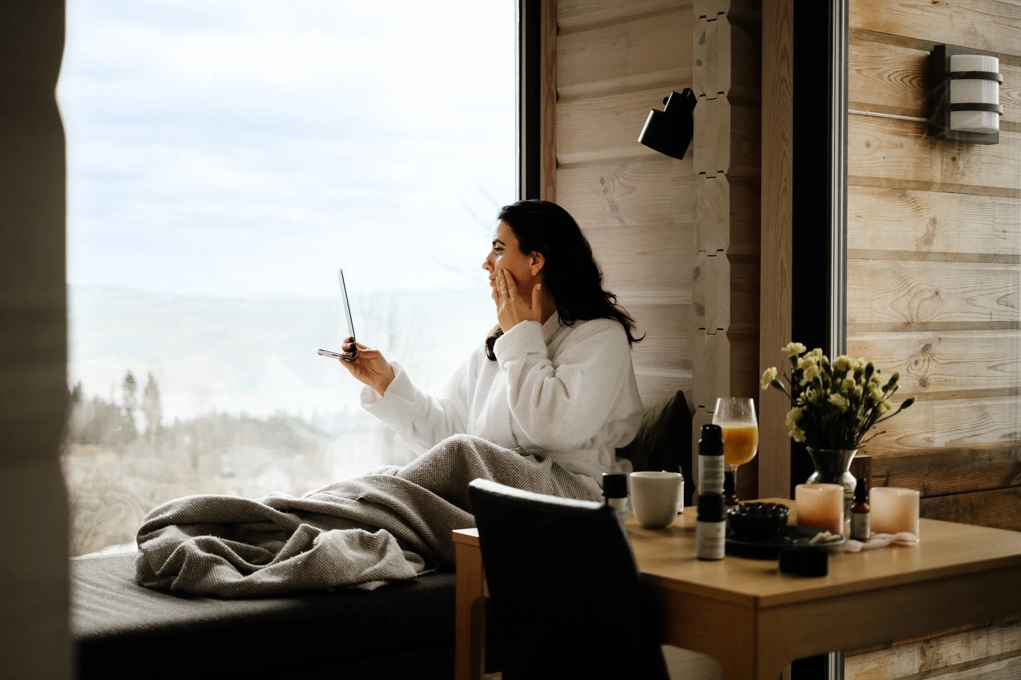 -miljøbilder-bedriftsbilder-fotogrfering-lauvtretopphytter-råorganicskincare-venninnetur-feiring-gjøvik-innlandet--8.jpg