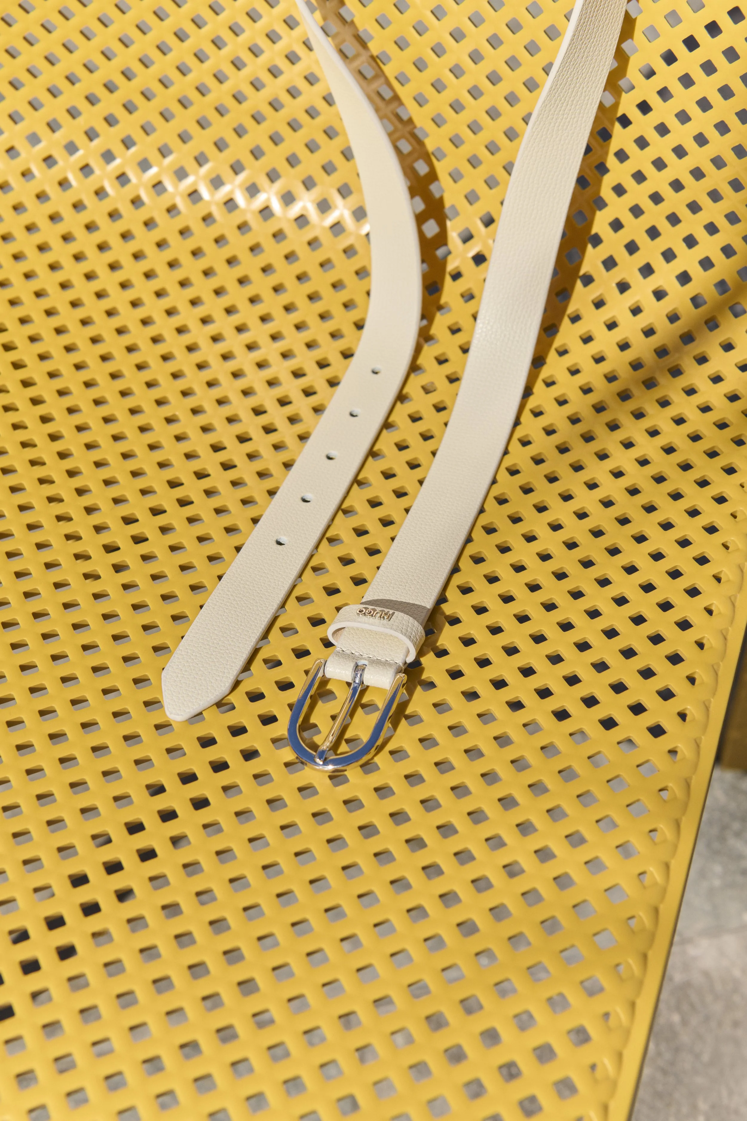 SS26_SHOT_3_WOMENS_ACCESSORIES_030_300DPI.jpg