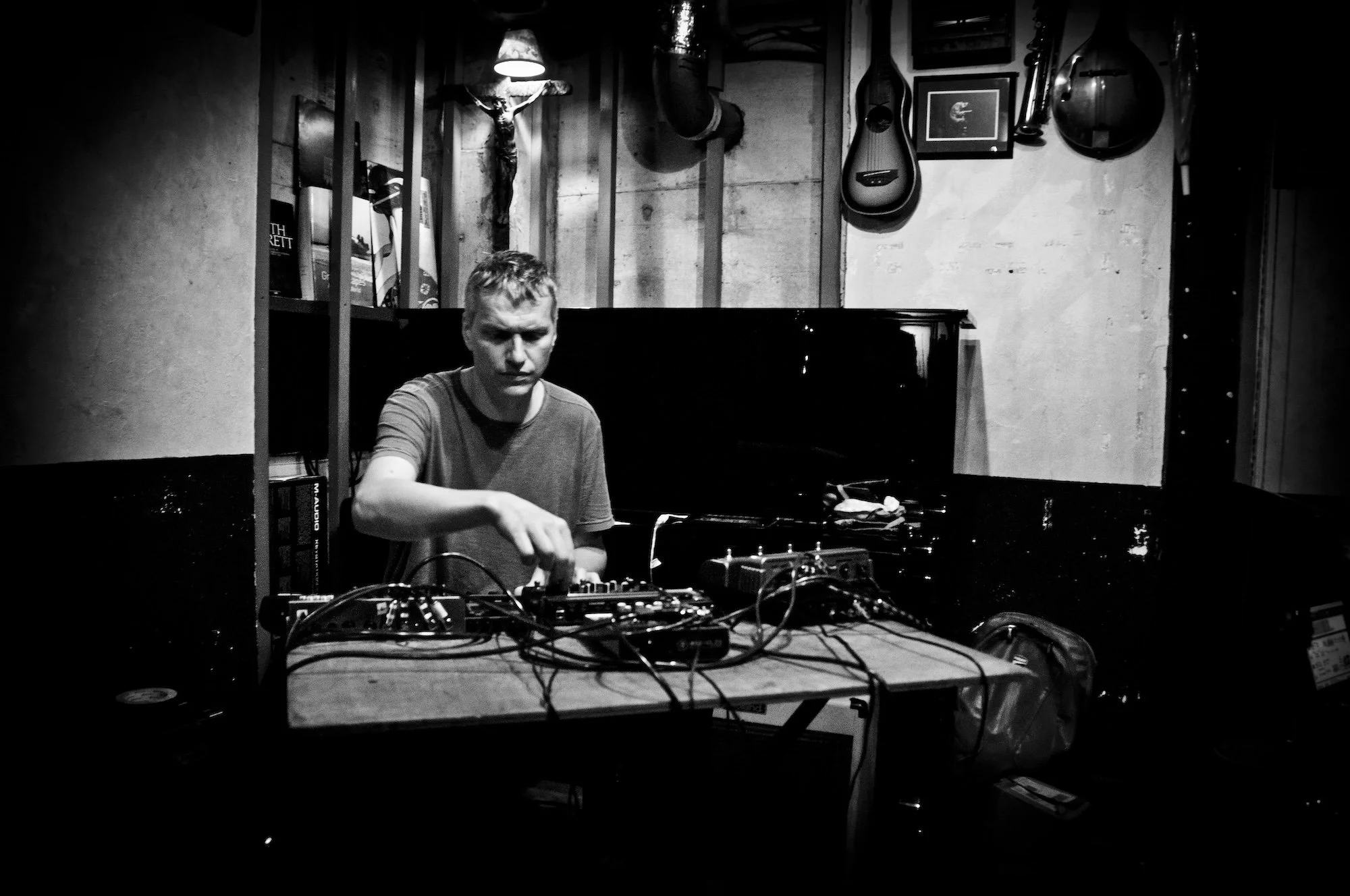 JOZEF DUMOULIN_CREDIT JOHAN ROOMS.jpeg