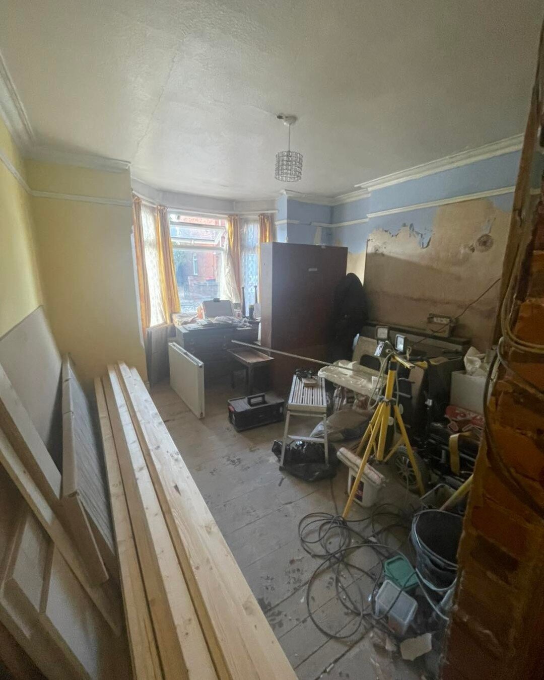 Gutted we didn&rsquo;t get a photo of the stage between ripping up the rotten floor and putting new beams, flooring and plasterboarding in the Lounge, but you can see how much we had to rebuild to create this beauty.

.
.
.
.
#demolition #commercial 