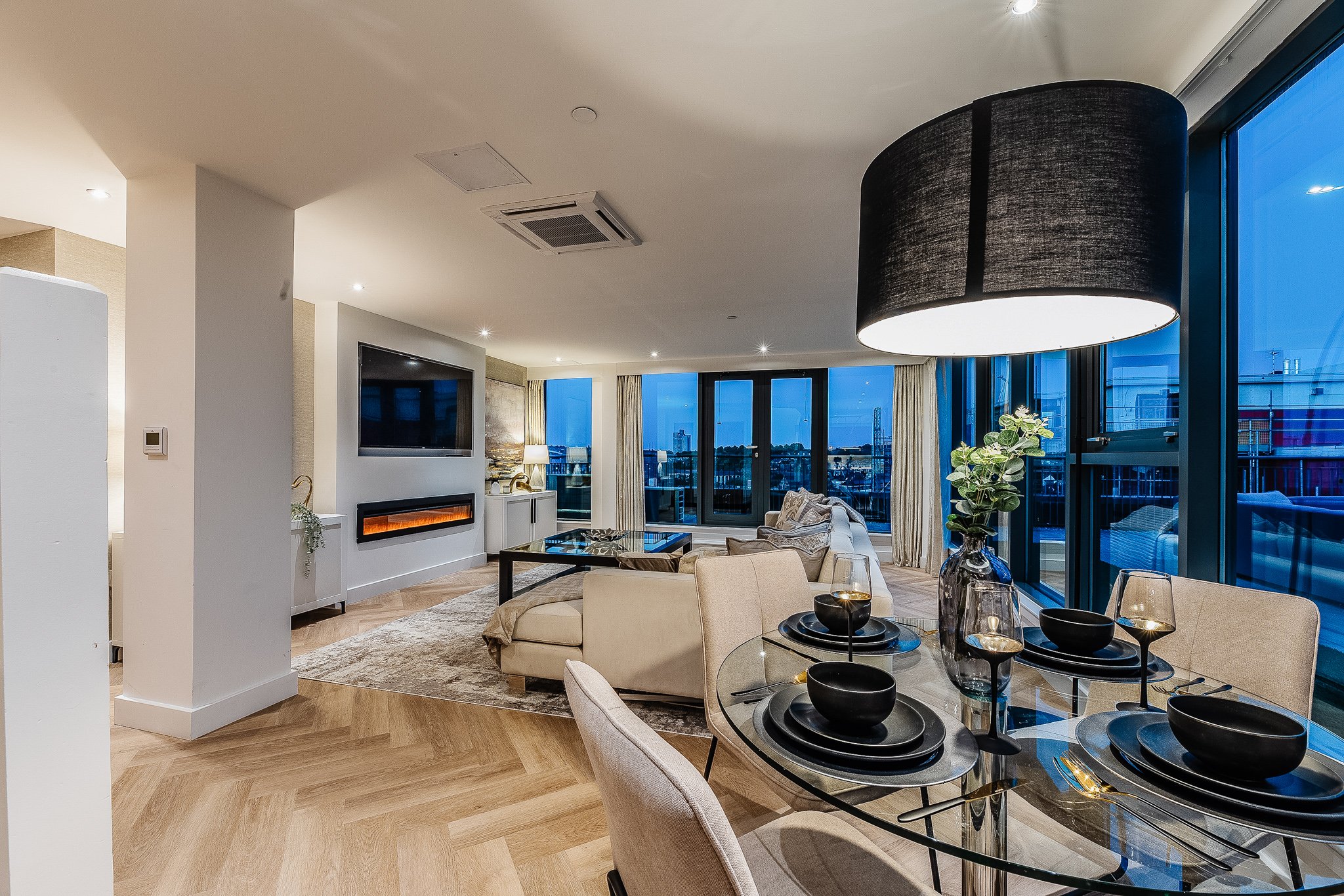 Dining_Room_Living_Room_Penthouse_Renovation_Redecorate_Build_balcony_nottingham_builder_Arnold_2