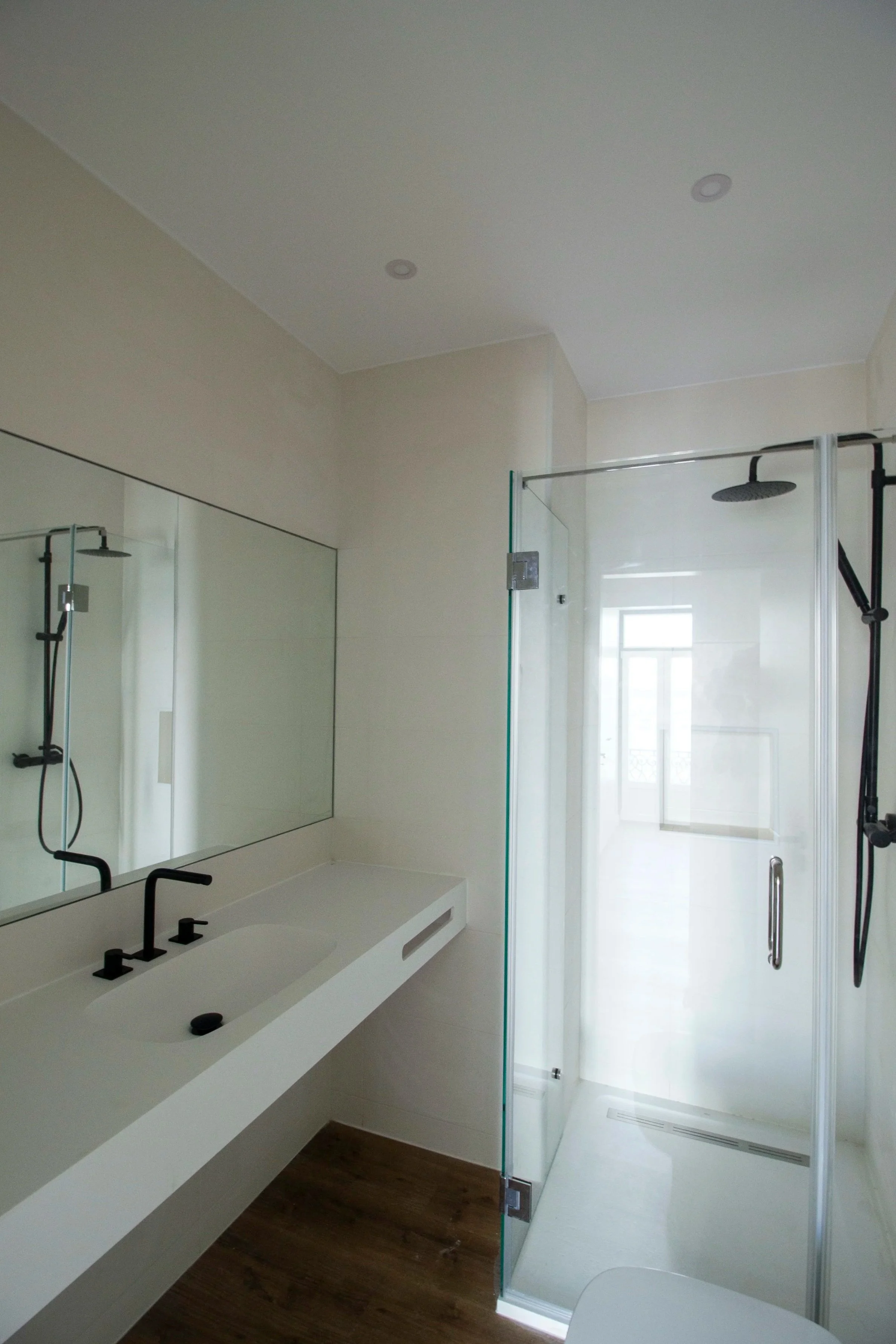 Trabalho de remodelação geral de apartamento em Lisboa