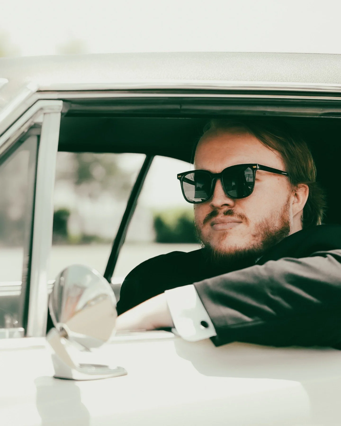Classic ride, timeless groom. 🚘🤵
#groom #classiccar #wedding #weddingideas #weddingvideographer