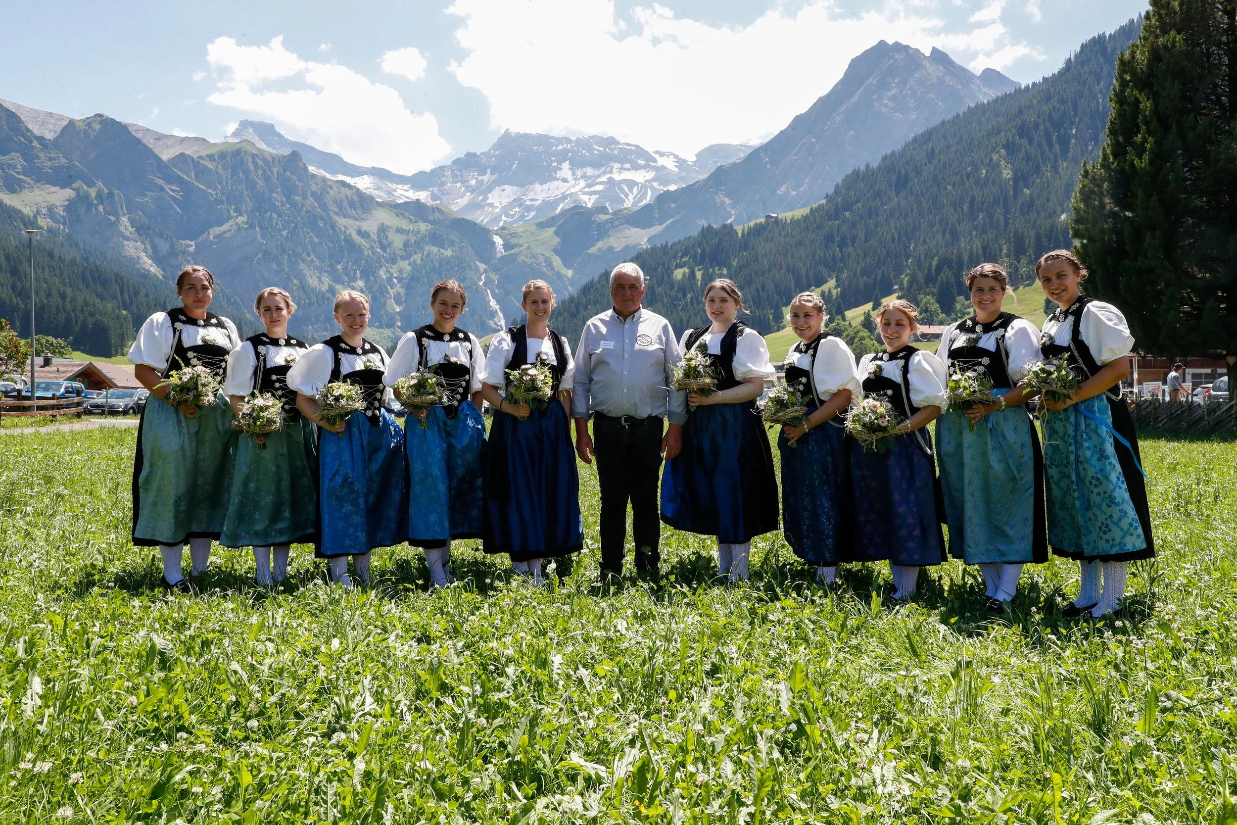 Aellig Albert OK OSF Adelboden mit Ehrendamen