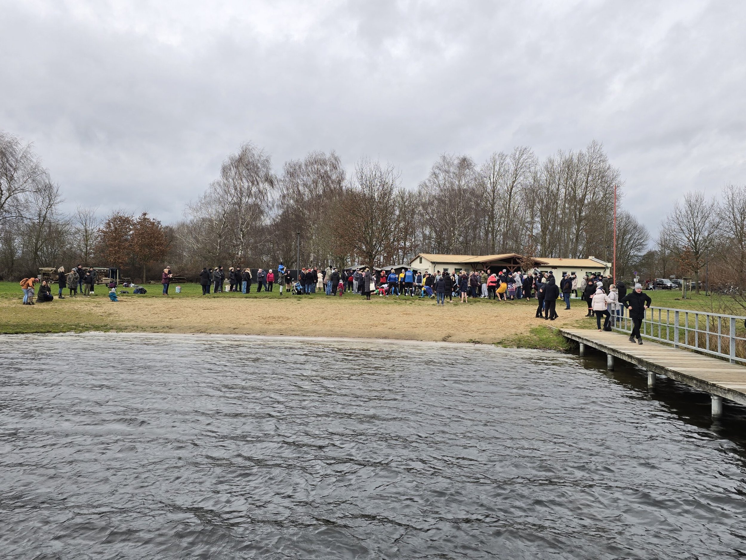 Neujahresanbaden 25 2.jpg