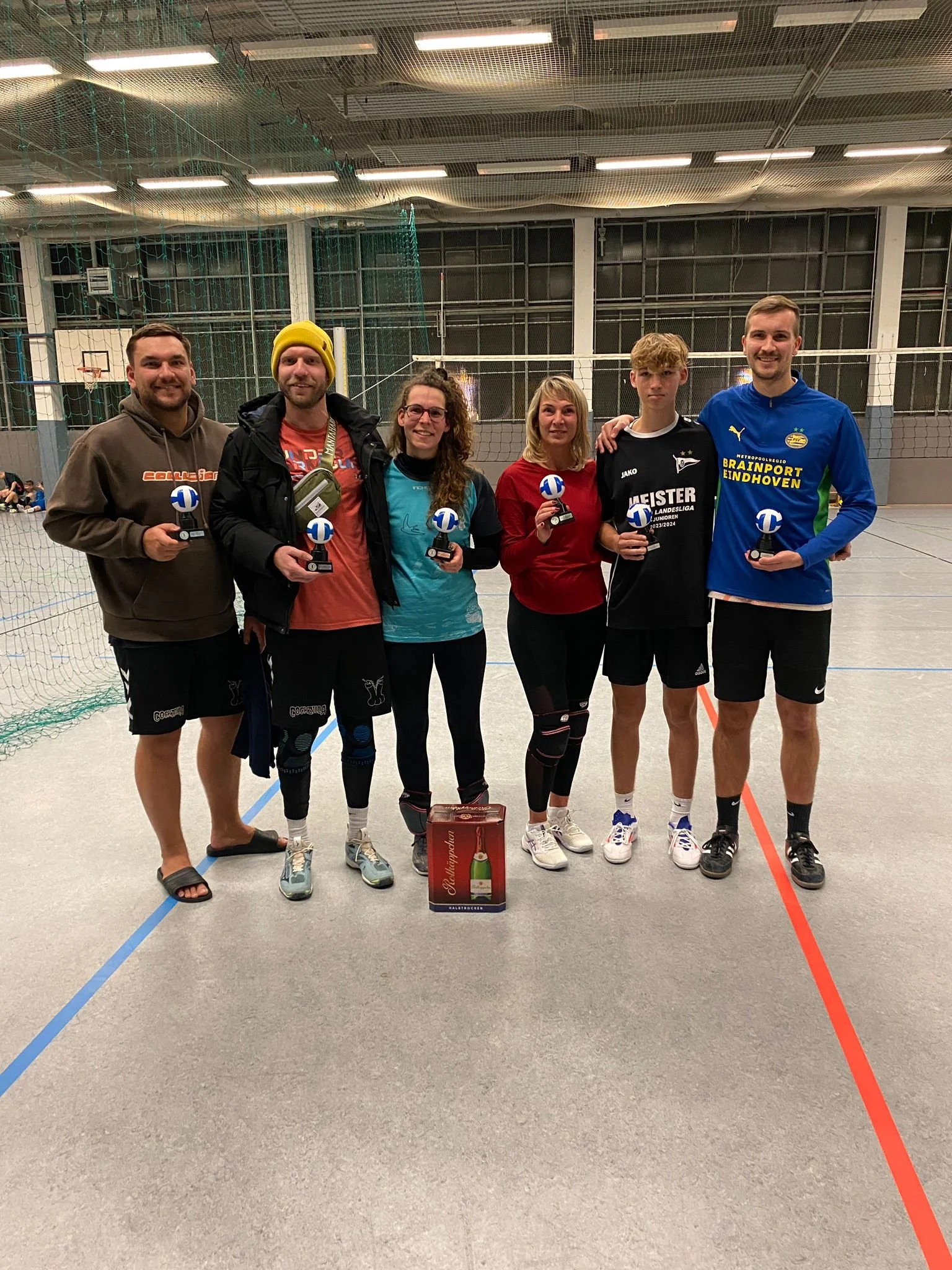Bild Platz 1 – Team Nr. 2: Martin und Maggi, Marie und Simone, Till und Colin
