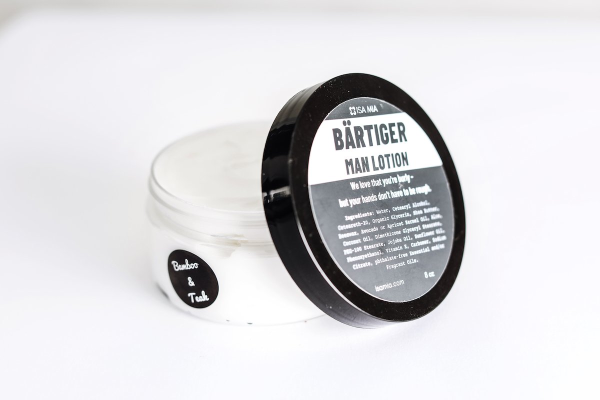 man lotion open 7.jpg