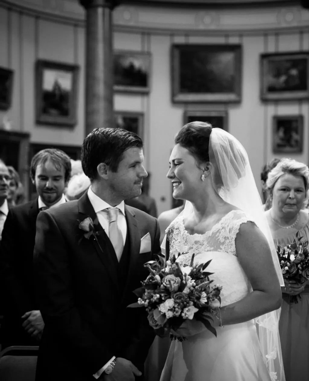 Joanna &amp; James chose the Picture Gallery @paxton_house as the setting for their beautiful and intimate wedding ceremony.

#paxtonhouse
#blackandwhiteweddingphotography
#weddingceremony
#scottishborderswedding
#naturalweddingphotography