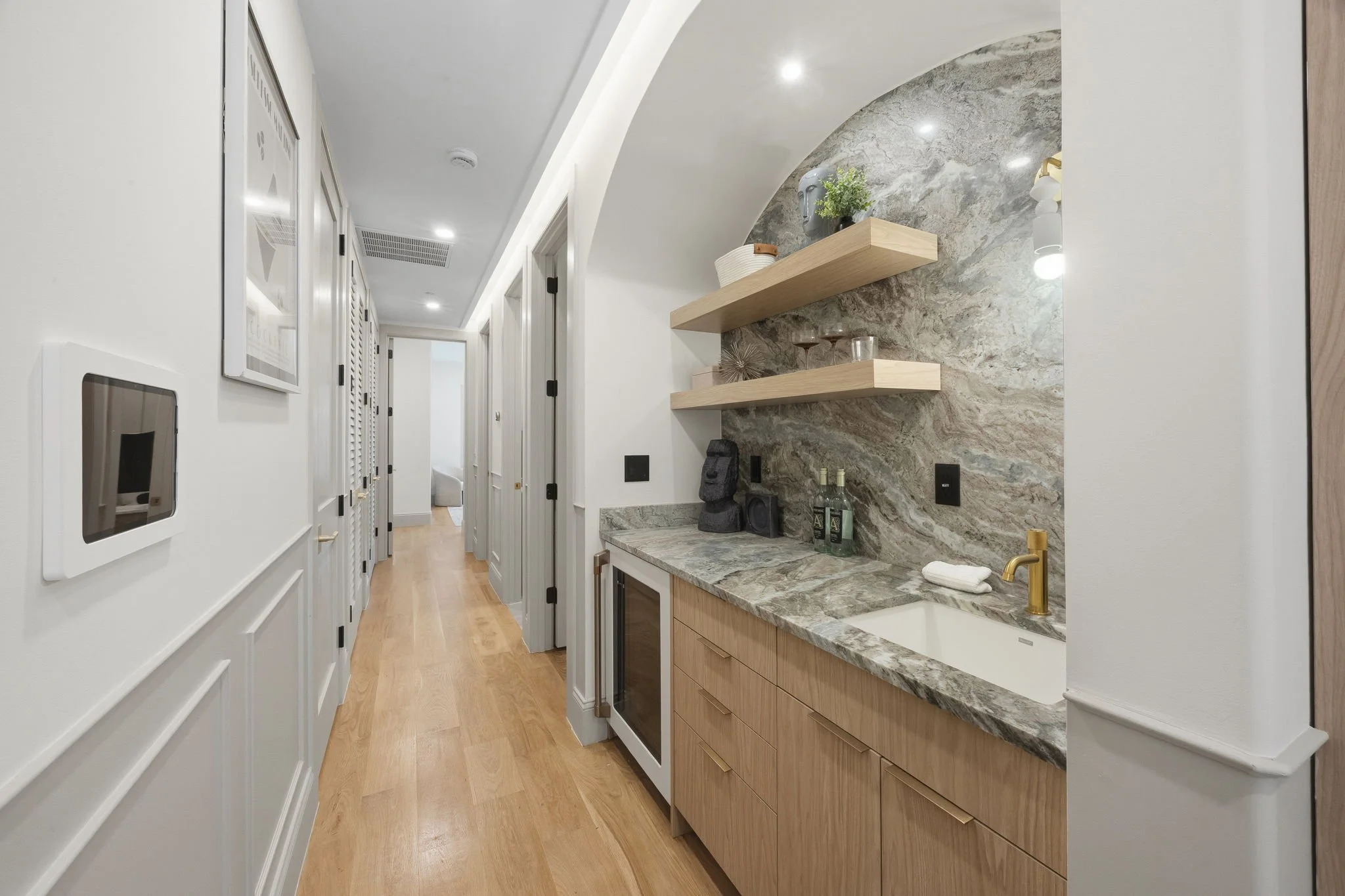 32-web-or-mls-206-Sherman-Ave-Unit-2-2.jpg