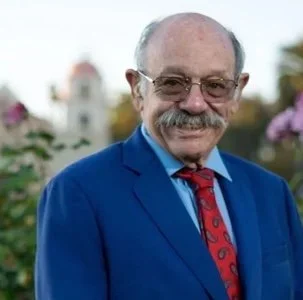 Dr. David Bearman. MD