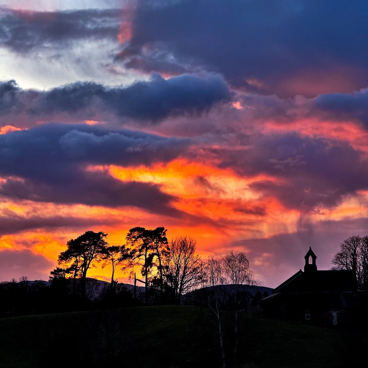 🗓️ MAR-AUG Through the Lens 📸 

📍 Bleeding Sky, Dumfries
📍 Matchday, Palmerston Park
📍 Bruntsfield Links, Edinburgh
📍 Spring Coming, Dumfries
📍 Morning Surf, Biarritz
📍 Evening Drink, Biarritz 
📍 Saint Mary Sky, Biarritz
📍 Stag, Belfast
📍 