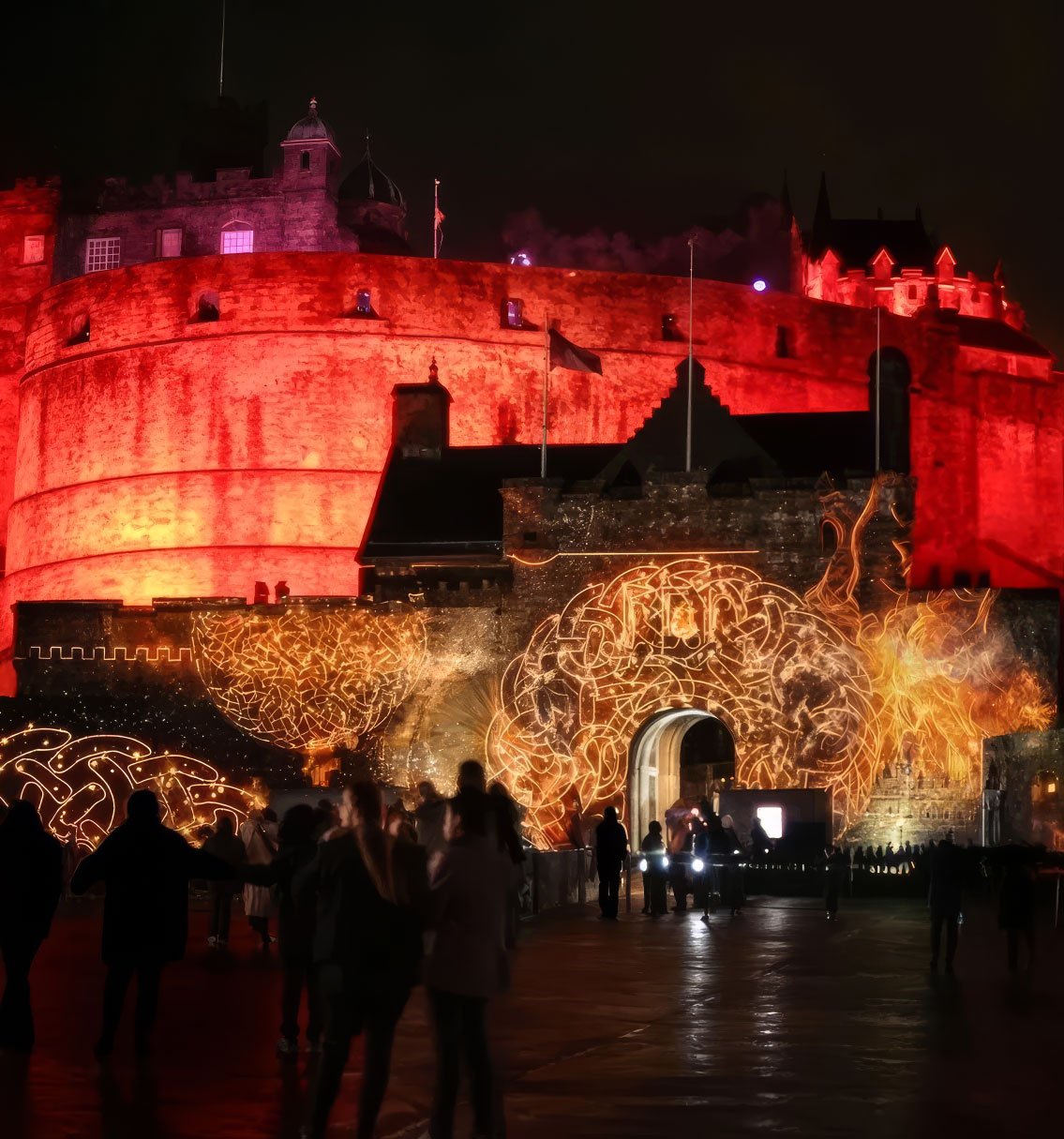 edinburgh-castle-projection-mapping-light-show-1.jpg