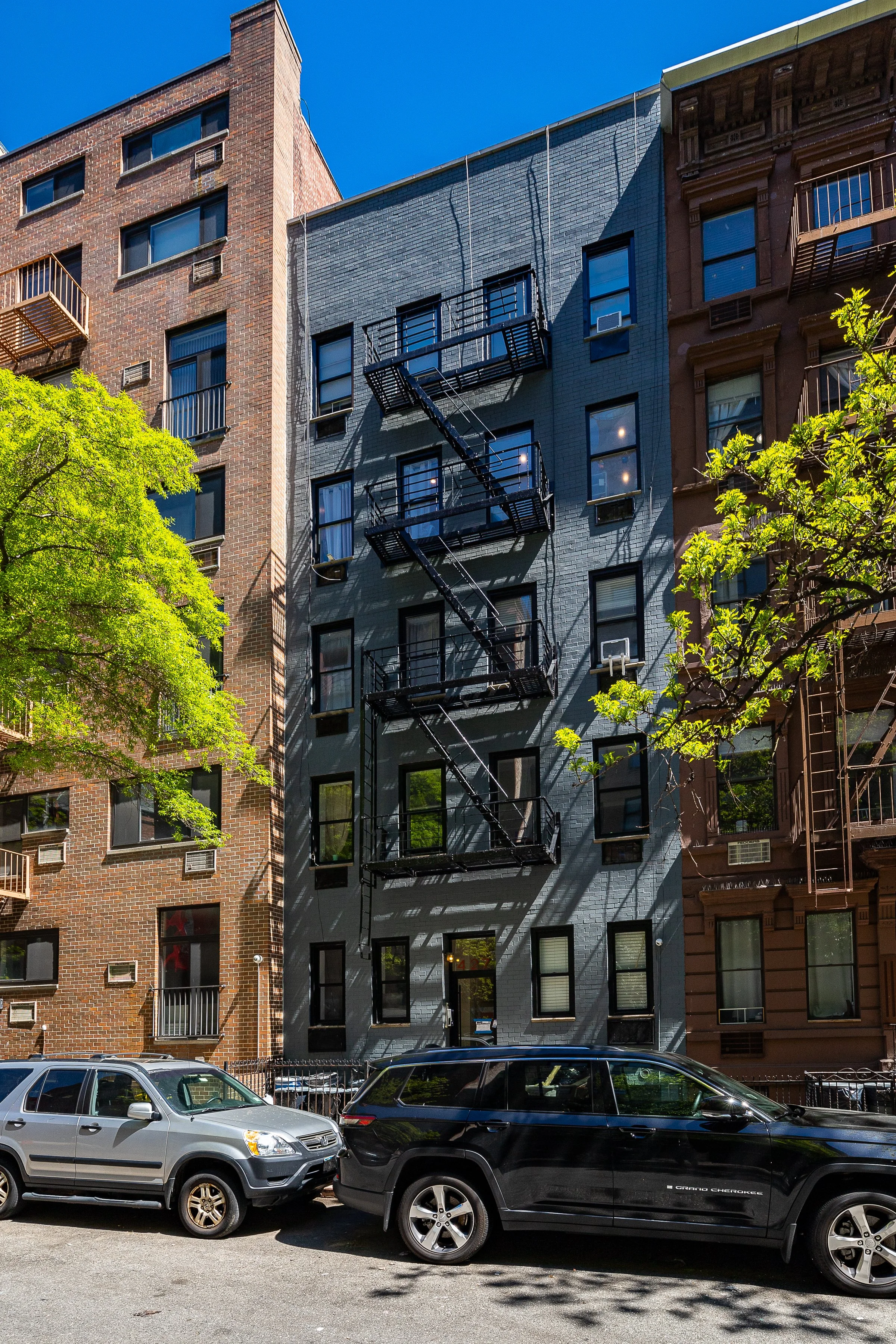 20220509_427E80thSt-1680.jpg