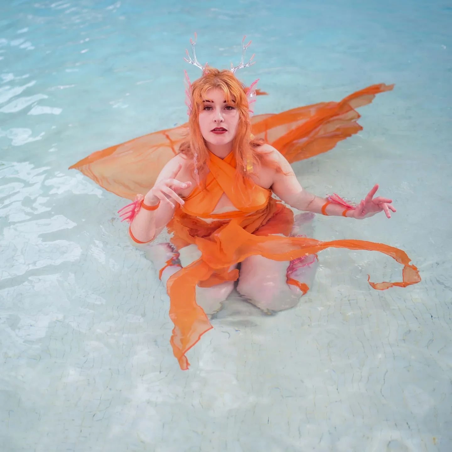 We're basically gods. It's fine
Cosplay: Keyleth Goldfish
Cosplayer: @whatalotofocelots
From @critical_role
Taken @bluestonewales
#keyleth #criticalrolecosplay #criticalrole #keylethgoldfish #pool #poolshoot #cosplay #cosplayphotography